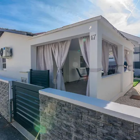 House Bukal Tatil Evi *